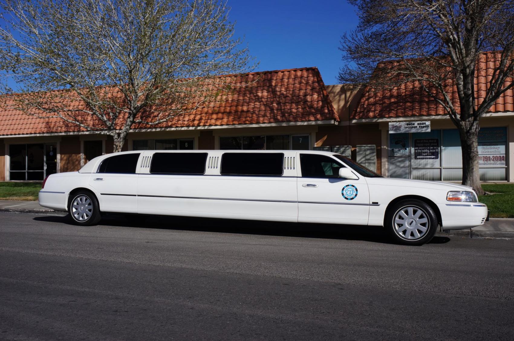 Limousine lincoln 1